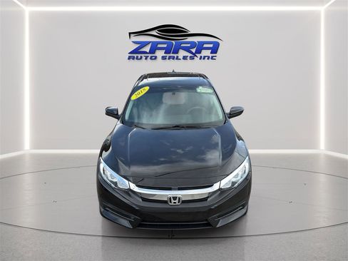 Used 2018 Honda Civic EX image 10