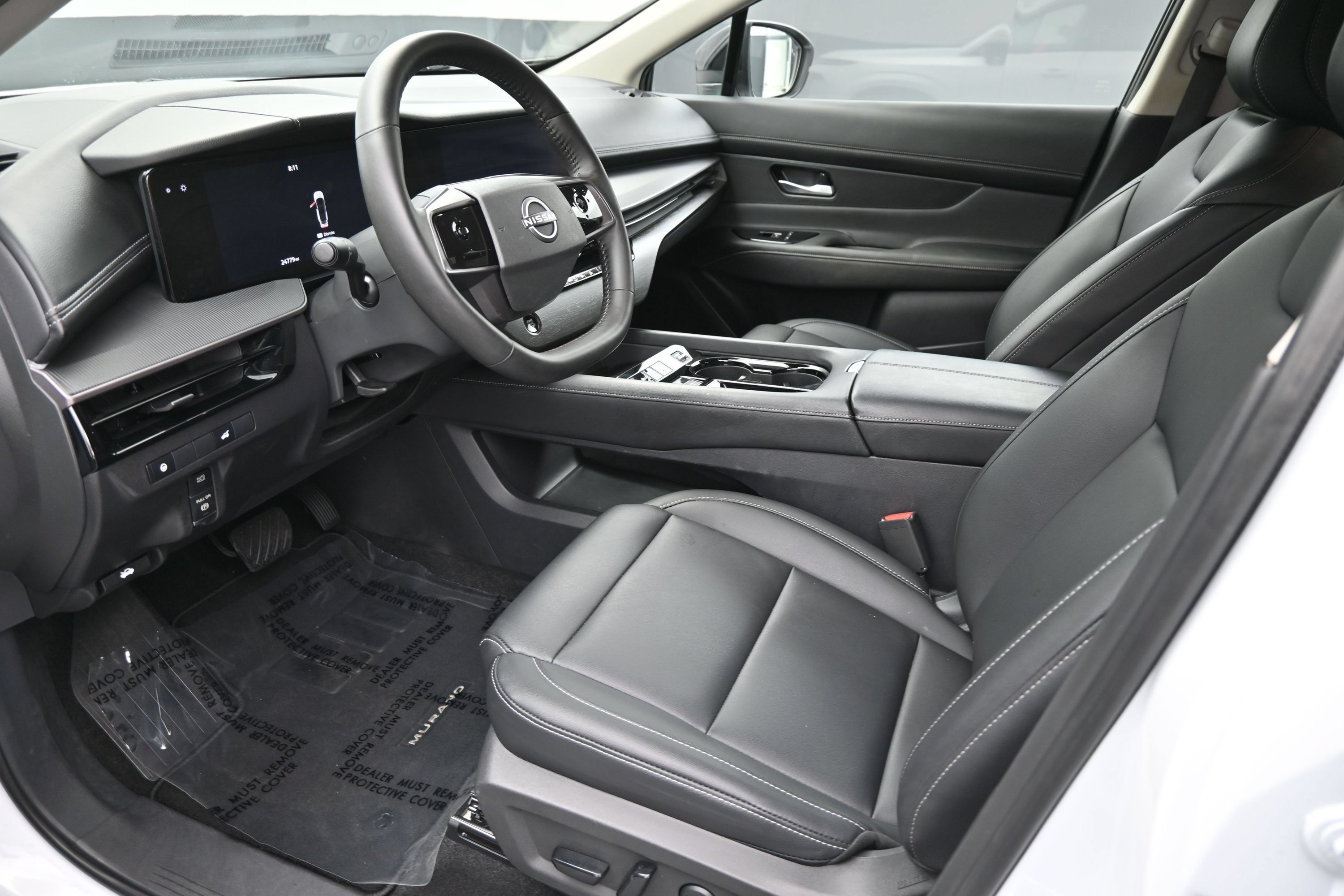 Used 2025 Nissan Murano SV FWD image 12