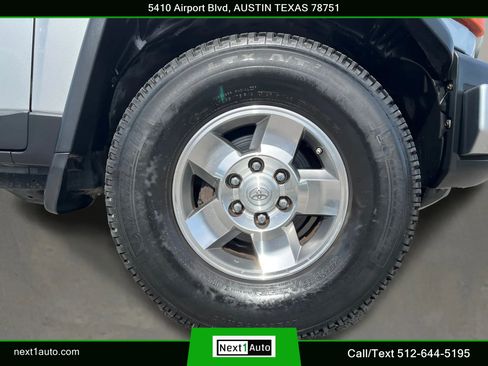 Used 2008 Toyota FJ Cruiser 2WD image 32