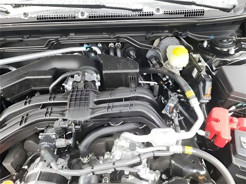 Certified 2025 Subaru Crosstrek 2.5i Limited w/ Crosstrek Mirror Package image 14