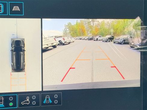 New 2026 GMC Terrain Denali w/ LPO, Floor Liner Package image 15