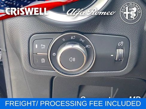 New 2025 Alfa Romeo Stelvio Sprint image 36