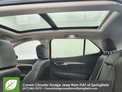 Used 2023 Buick Envision Avenir image 23