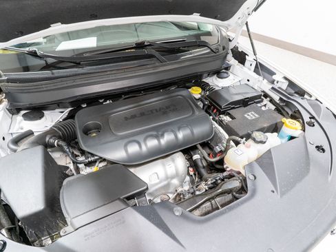 Used 2023 Jeep Cherokee Altitude Lux w/ Lux Elite Package AWD/4WD image 35