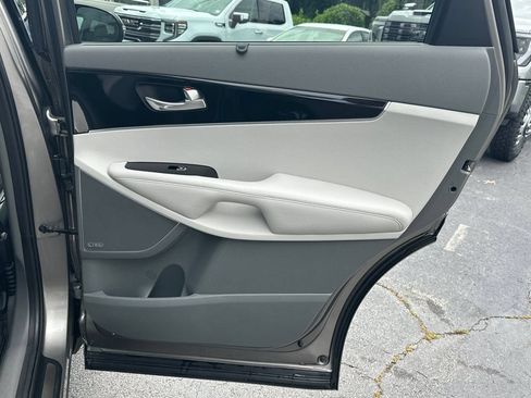 Used 2016 Kia Sorento SX AWD/4WD image 17