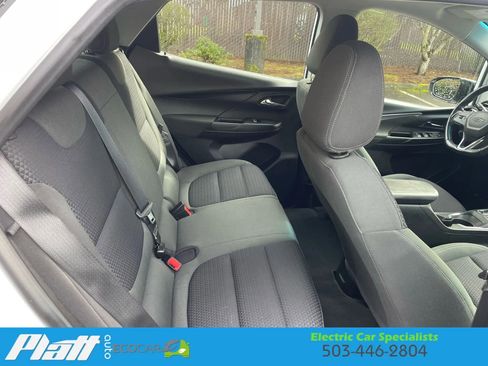 Used 2022 Chevrolet Bolt LT image 46