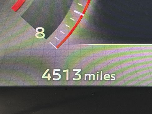 Used 2025 Nissan Kicks SR image 5