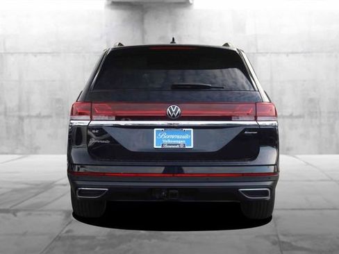 New 2026 Volkswagen Atlas SE image 6