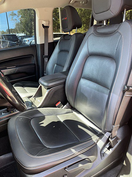 Used 2021 GMC Canyon AT4 w/ Driver Alert Package AWD/4WD image 12