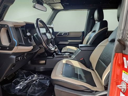 Used 2022 Ford Bronco Wildtrak AWD/4WD image 17