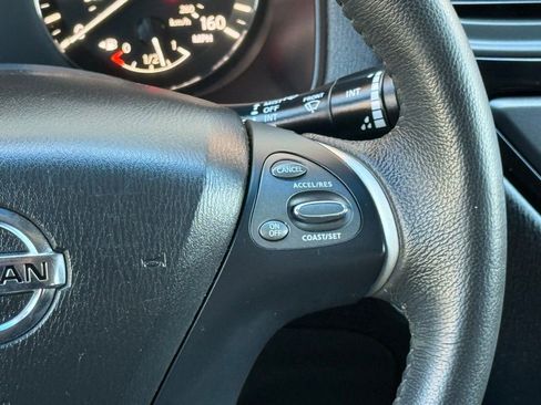 Used 2017 Nissan Pathfinder SV w/ Trailer Tow Package image 36