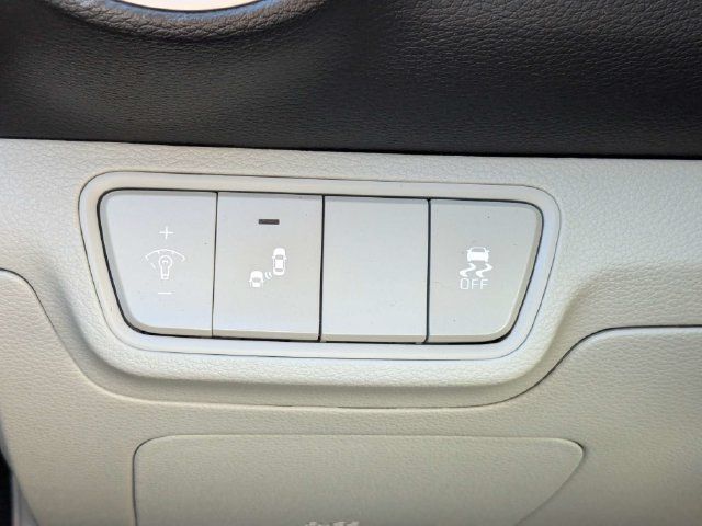 Used 2023 Kia Forte LXS w/ LXS Technology Package FWD image 20