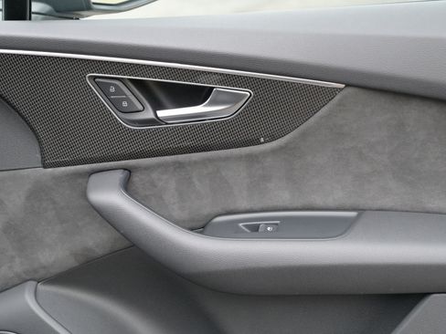 Used 2020 Audi SQ7 Prestige w/ Prestige Package image 61