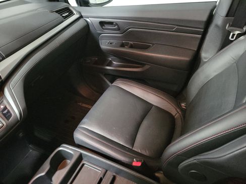 Certified 2023 Honda Odyssey Sport image 21