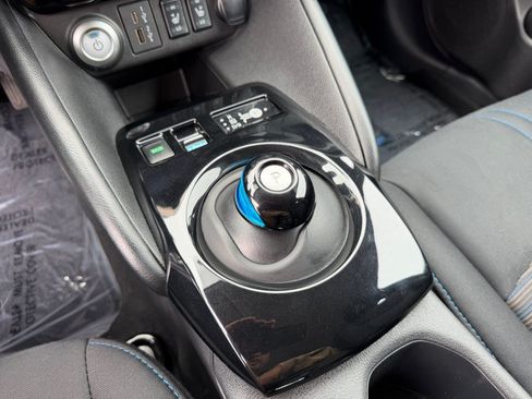 Used 2024 Nissan Leaf SV Plus FWD image 26