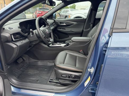 Used 2025 Buick Envista Avenir FWD image 12