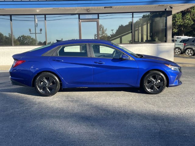 Certified 2023 Hyundai Elantra Blue FWD image 7