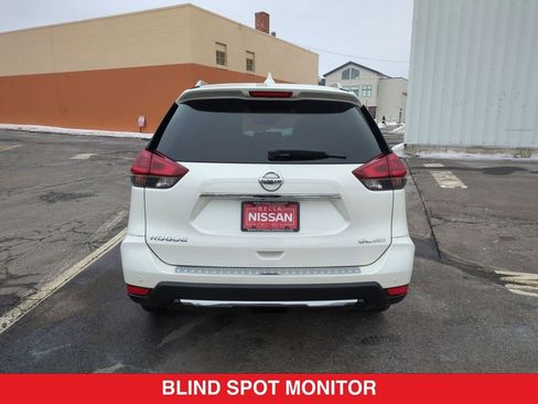 Certified 2019 Nissan Rogue SL w/ Premium Package image 5