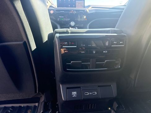 Used 2023 Acura MDX FWD w/ Technology Package image 25