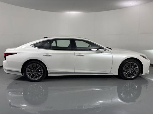 Used 2021 Lexus LS 500 AWD w/ Interior Upgrade Package image 39