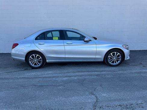 Used 2015 Mercedes-Benz C 300 4MATIC Sedan image 5