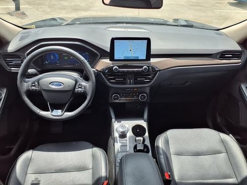 Used 2020 Ford Escape Titanium FWD image 11