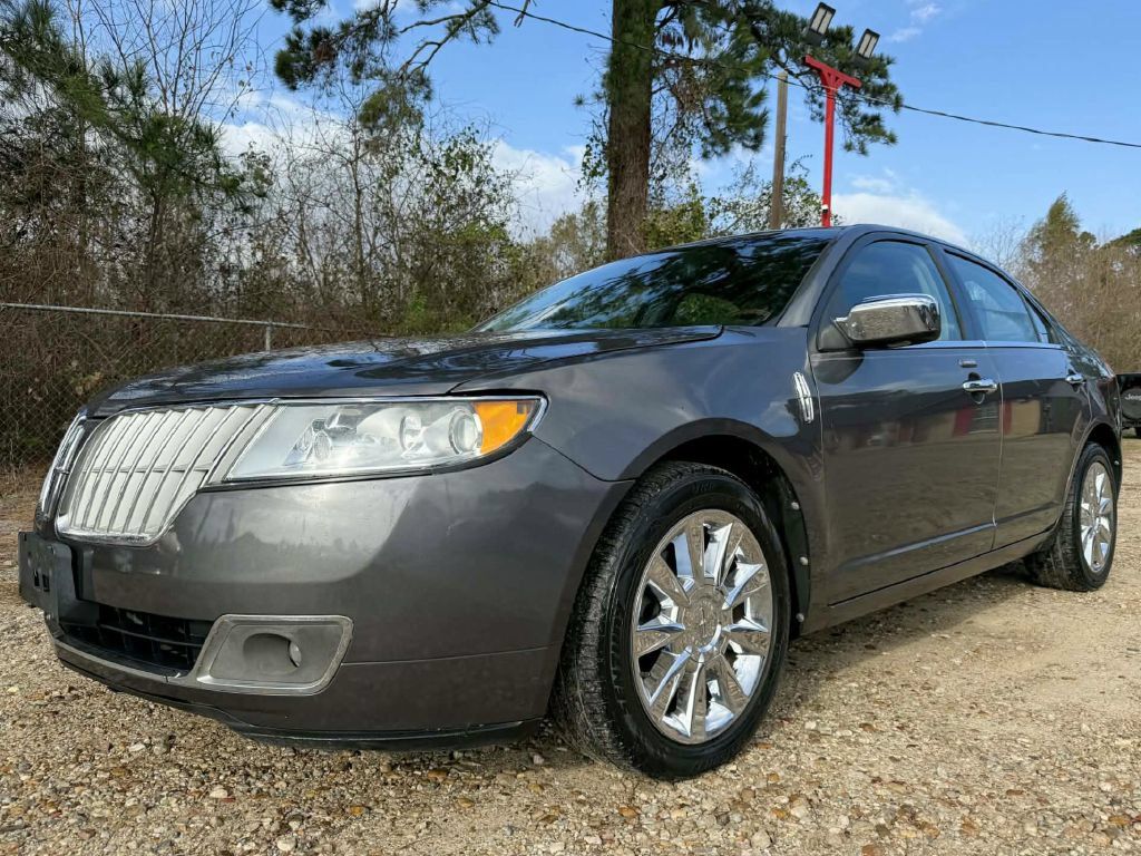 Used 2012 Lincoln MKZ FWD image 1