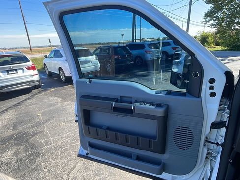 Used 2012 Ford F350 XLT w/ XLT Value Pkg image 19
