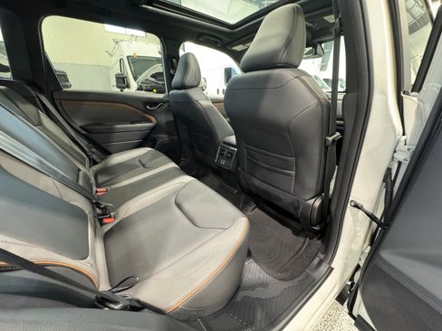 Used 2025 Subaru Forester Sport AWD/4WD image 10