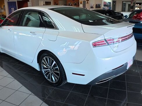 Used 2020 Lincoln MKZ w/ Convenience Package image 8