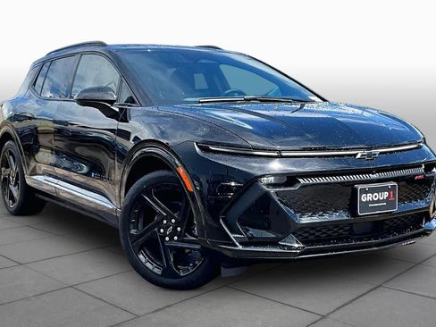 Used 2025 Chevrolet Equinox EV RS w/ Convenience Package II FWD image 2