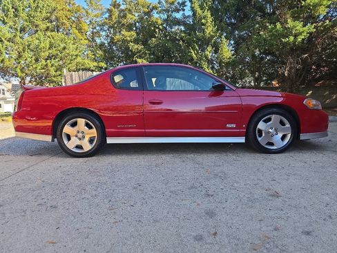 Used 2007 Chevrolet Monte Carlo SS w/ Convenience Package image 42