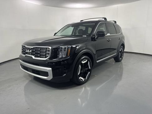 Certified 2024 Kia Telluride S w/ S Sunroof Package AWD/4WD image 2