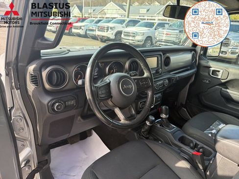 Used 2020 Jeep Wrangler Sport AWD/4WD image 20
