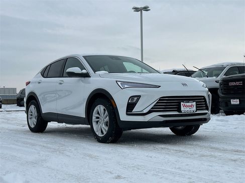 New 2026 Buick Envista Preferred image 2