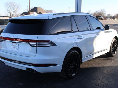 Used 2023 Lincoln Aviator Reserve w/ Equipment Group 201A image 7
