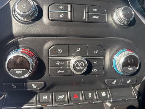 Used 2020 GMC Sierra 1500 Elevation w/ Elevation Value Package image 28