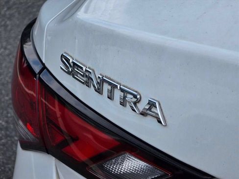 Used 2021 Nissan Sentra SV FWD image 13