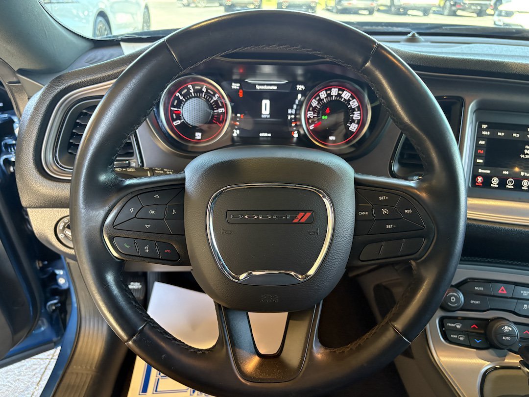 Used 2023 Dodge Challenger SXT RWD image 11