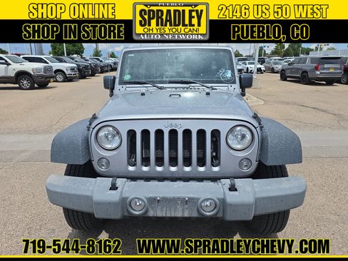 Used 2017 Jeep Wrangler Unlimited Sport w/ Quick Order Package 24S AWD/4WD image 2