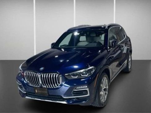 Used 2020 BMW X5 xDrive40i w/ Convenience Package AWD/4WD image 3