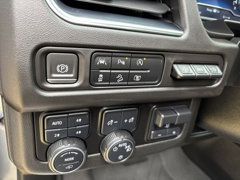 Used 2023 Chevrolet Tahoe High Country image 27