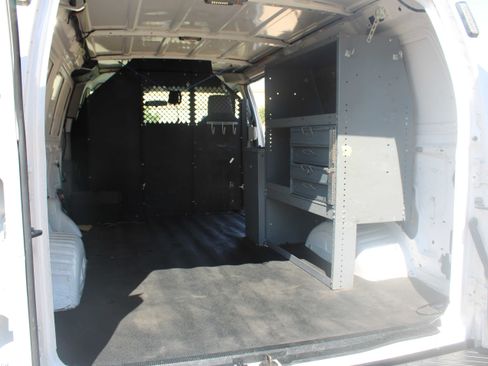 Used 2013 Ford E-150 and Econoline 150 w/ PWR Group image 7