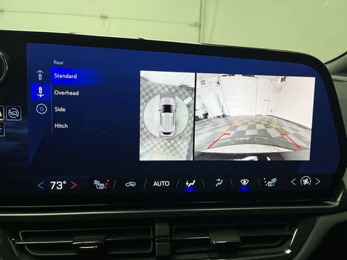 Used 2024 Chevrolet Equinox EV RS image 6