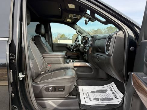 Used 2021 Chevrolet Silverado 3500 High Country image 32