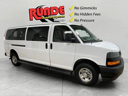 Used 2023 Chevrolet Express 3500 LS RWD image 7