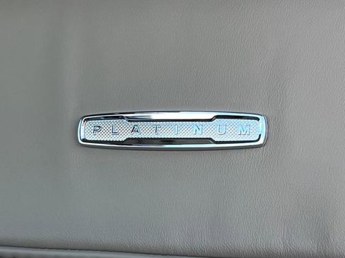 New 2026 Ford F450 Platinum w/ Platinum Plus Package AWD/4WD image 18