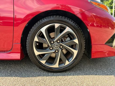 Used 2017 Toyota Corolla iM FWD image 29