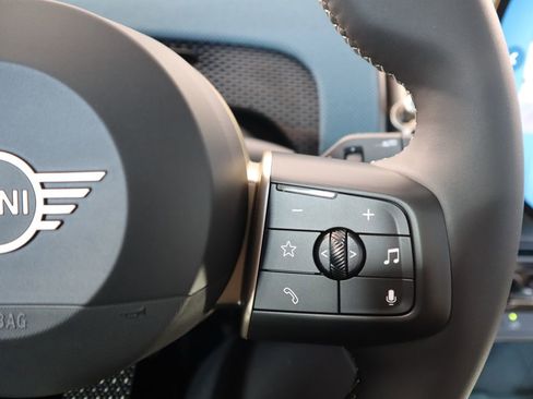 Used 2026 MINI Cooper Countryman S w/ Comfort Package Max image 13