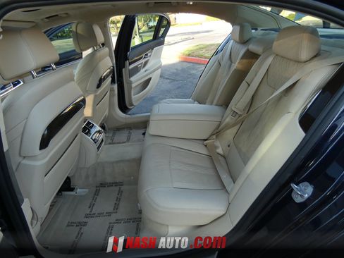 Used 2016 BMW 750i xDrive AWD/4WD image 55